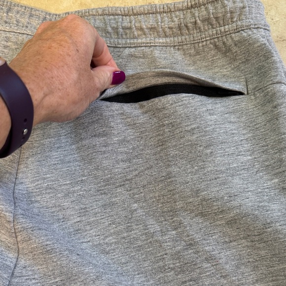 American Eagle Men’s Jogger Pants Set of 3- Black, Olive, and Gray (Sz-Med Tall) - Picture 5 of 5